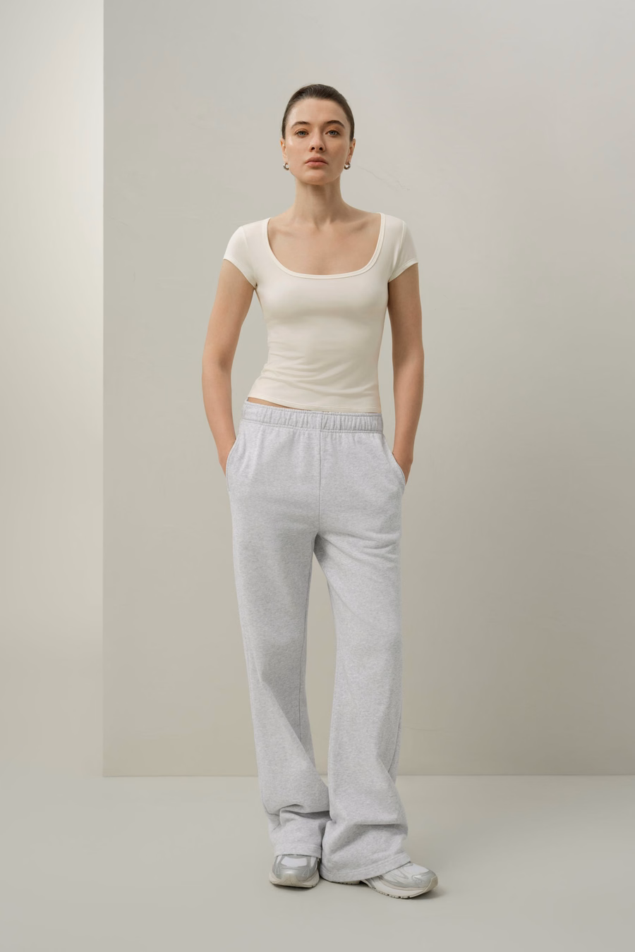 T-shirt à encolure en V Silk Breeze