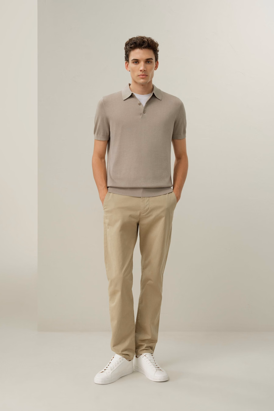 Polo Regular-Fit en Soie-Coton à Col en V