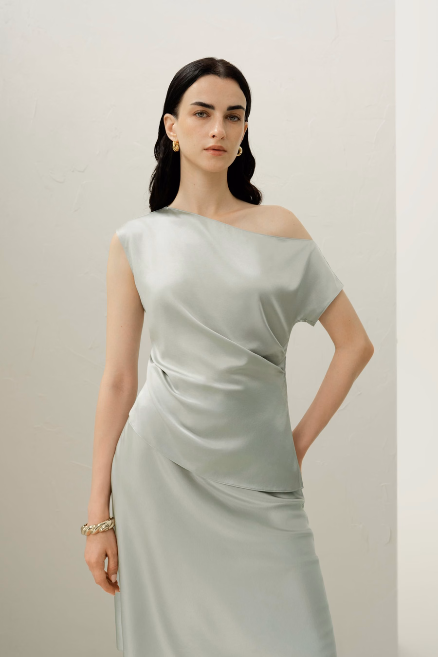 Haut Asymétrique en Charmeuse Élastique