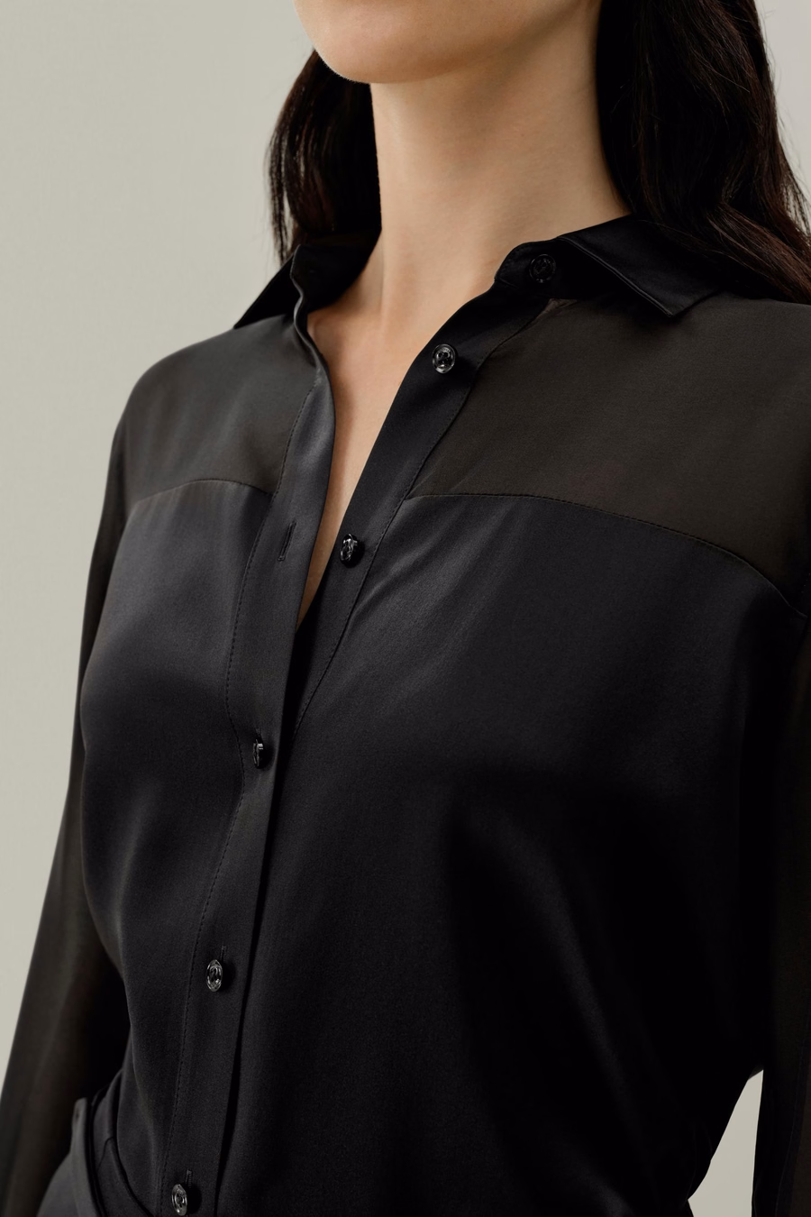 Chemise en soie organza à boutons