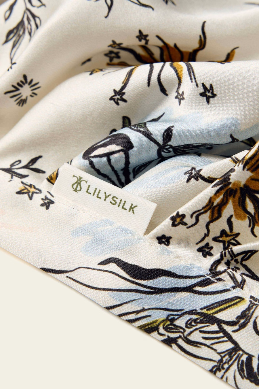 Bonnets de nuit en soie inspirés par le zodiaque